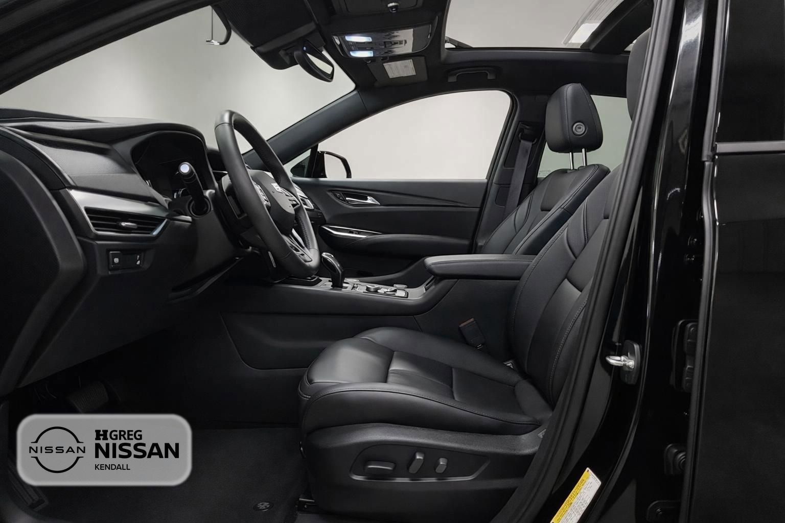 Used 2019 Cadillac XT4 Premium Luxury w/ Cold Weather Package image 7