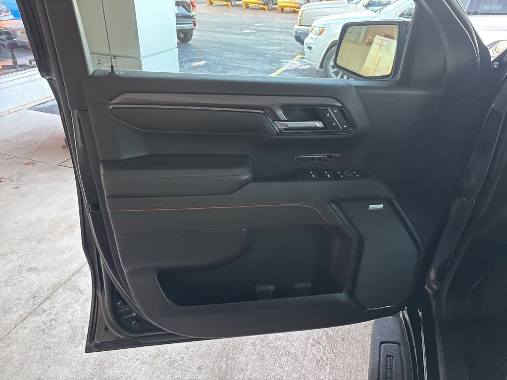 Used 2022 GMC Sierra 1500 AT4 w/ AT4 Premium Package image 7