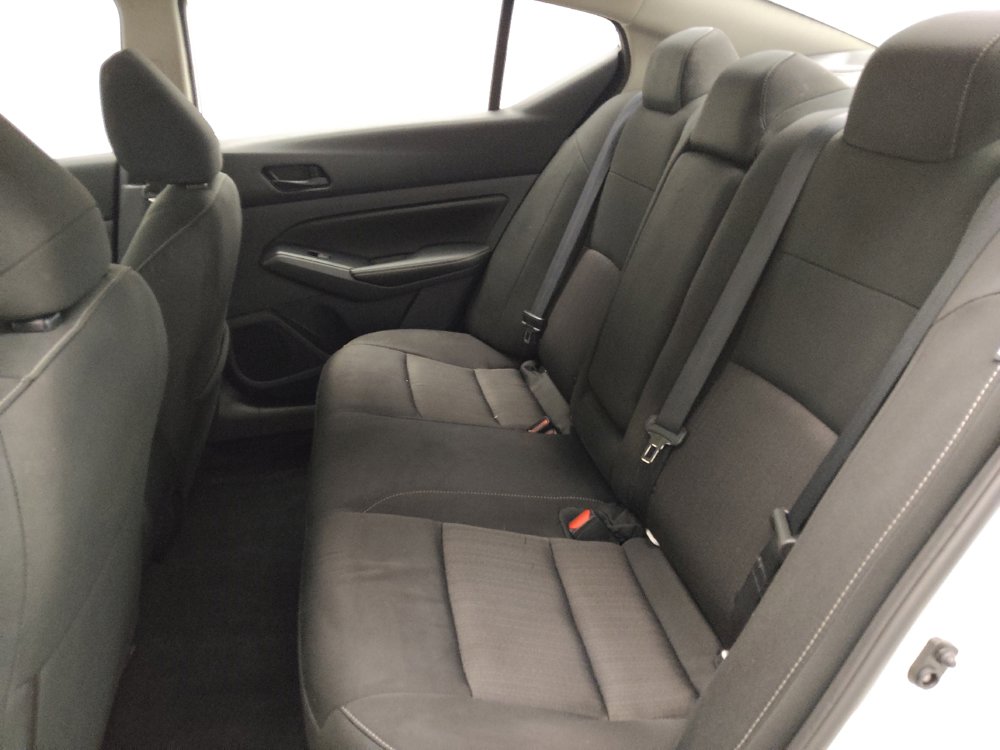 Used 2024 Nissan Altima 2.5 SV image 18