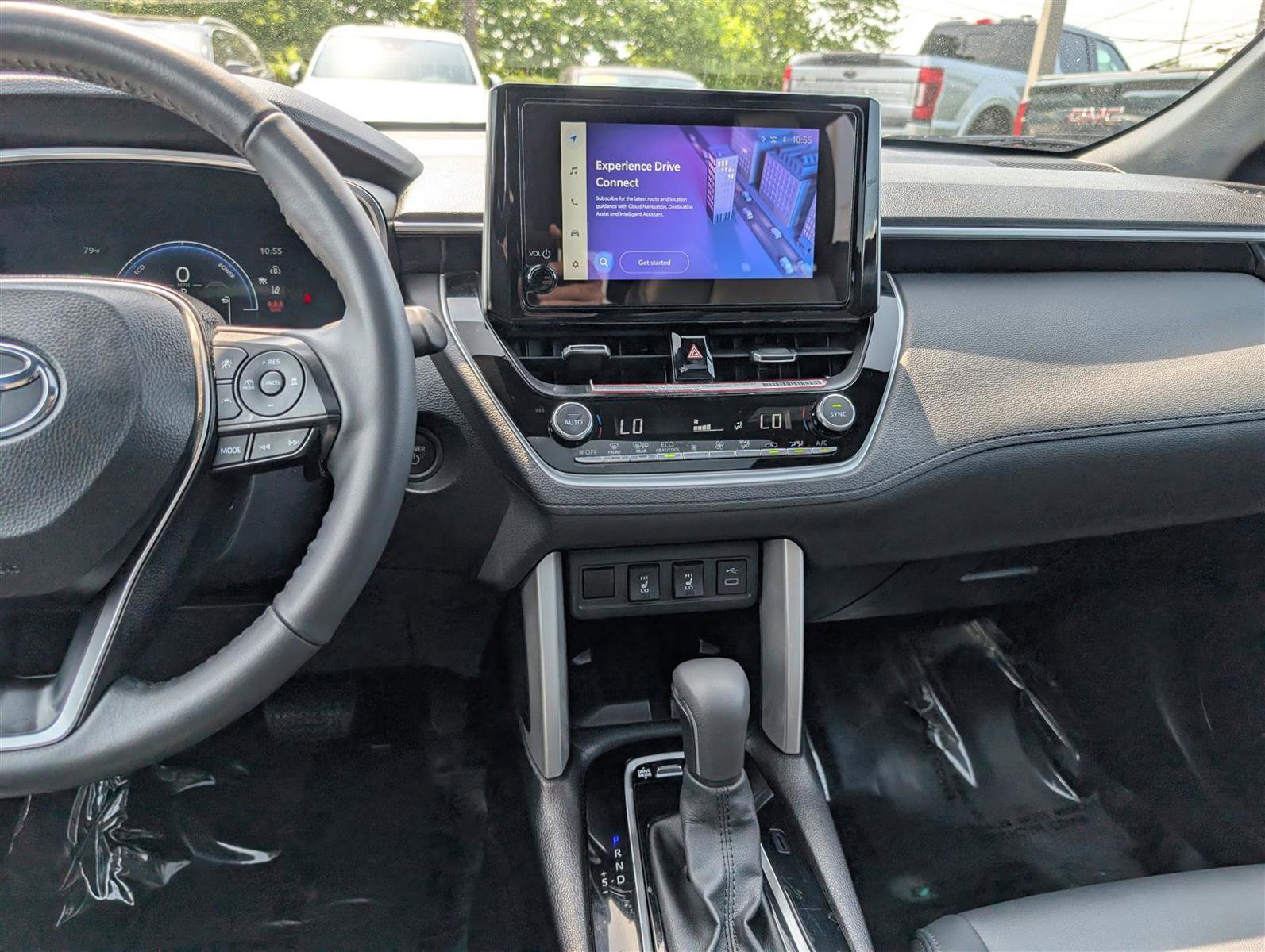 Used 2024 Toyota Corolla Cross XSE w/ Convenience Package image 20