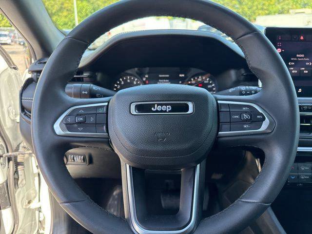 Certified 2022 Jeep Compass Altitude w/ Sun and Sound Group image 14