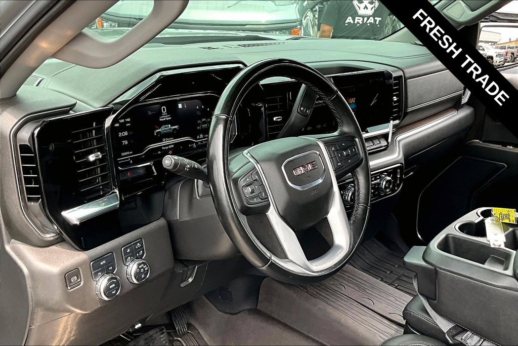 Used 2023 GMC Sierra 1500 SLT AWD/4WD image 11