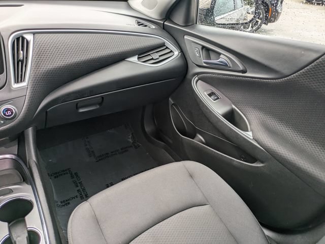 Used 2023 Chevrolet Malibu LT FWD image 16