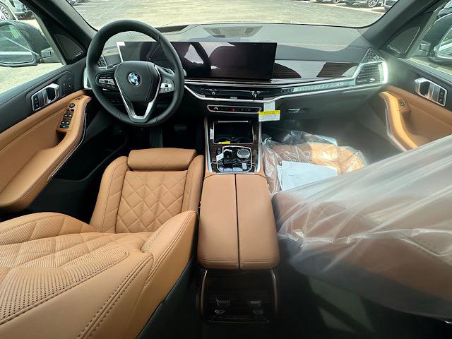New 2026 BMW X5 xDrive50e AWD/4WD image 6