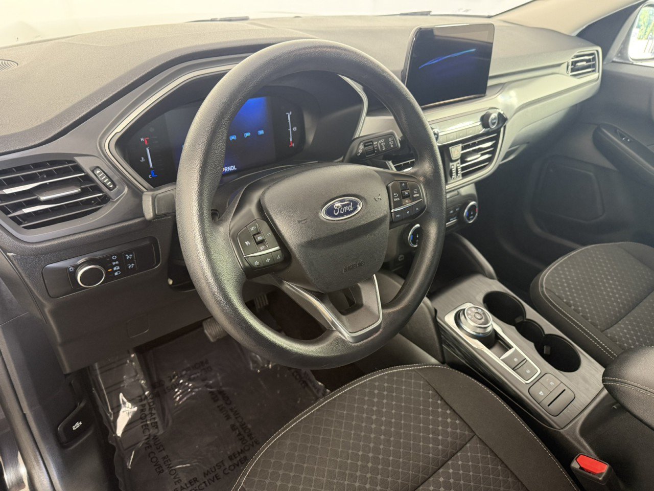 Used 2025 Ford Escape Active AWD/4WD image 15