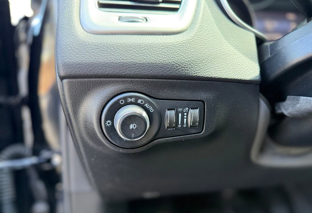 Used 2021 Jeep Compass Latitude w/ Convenience Group AWD/4WD image 21