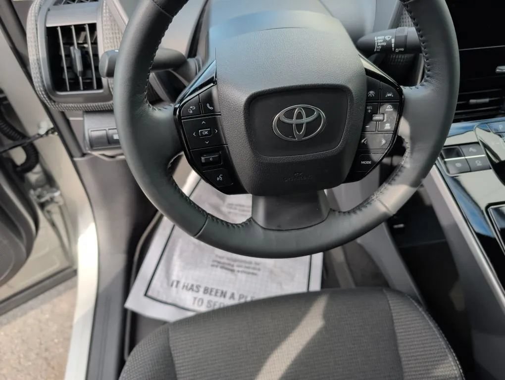 Used 2024 Toyota bZ4X AWD w/ Weather Package image 31