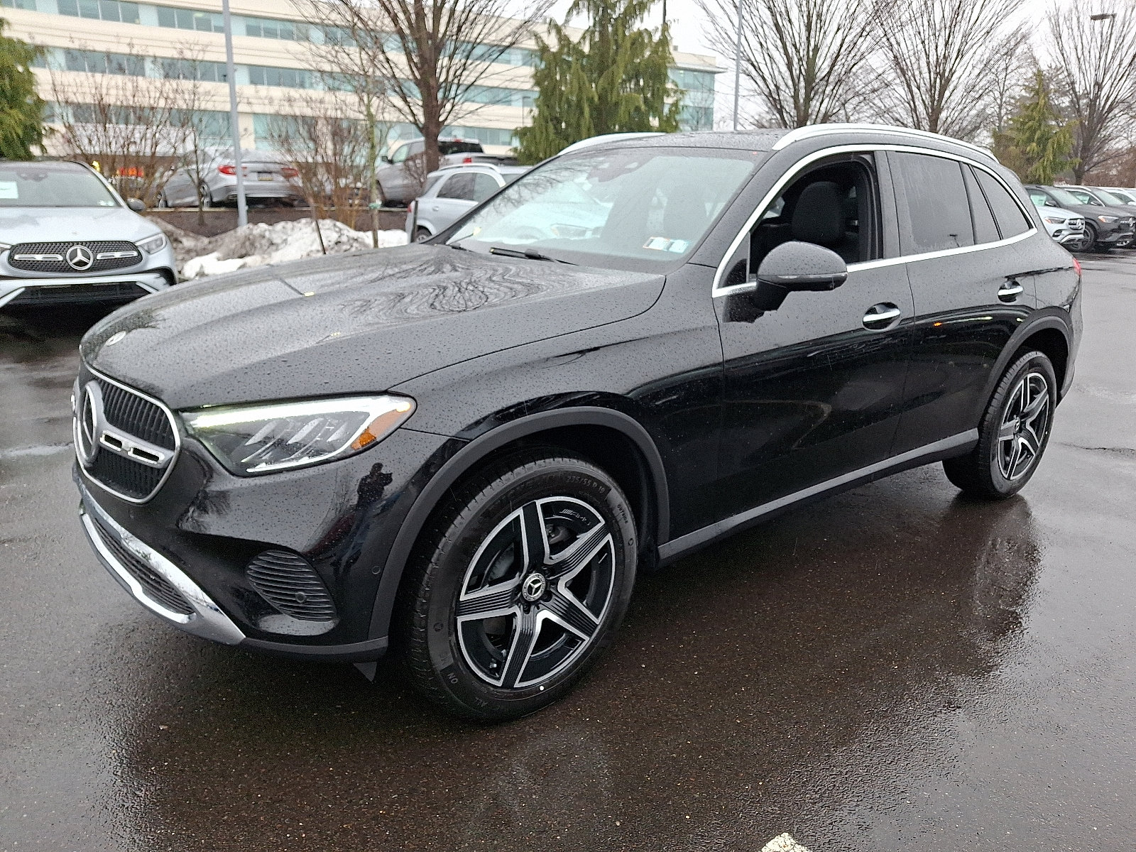 New 2026 Mercedes-Benz GLC 300 4MATIC image 3
