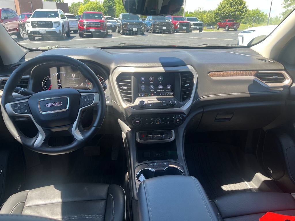 Certified 2023 GMC Acadia Denali w/ Denali Technology Package AWD/4WD image 15