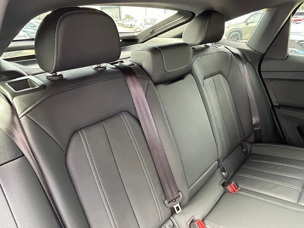 Used 2023 Audi Q4 e-tron Prestige AWD/4WD image 41