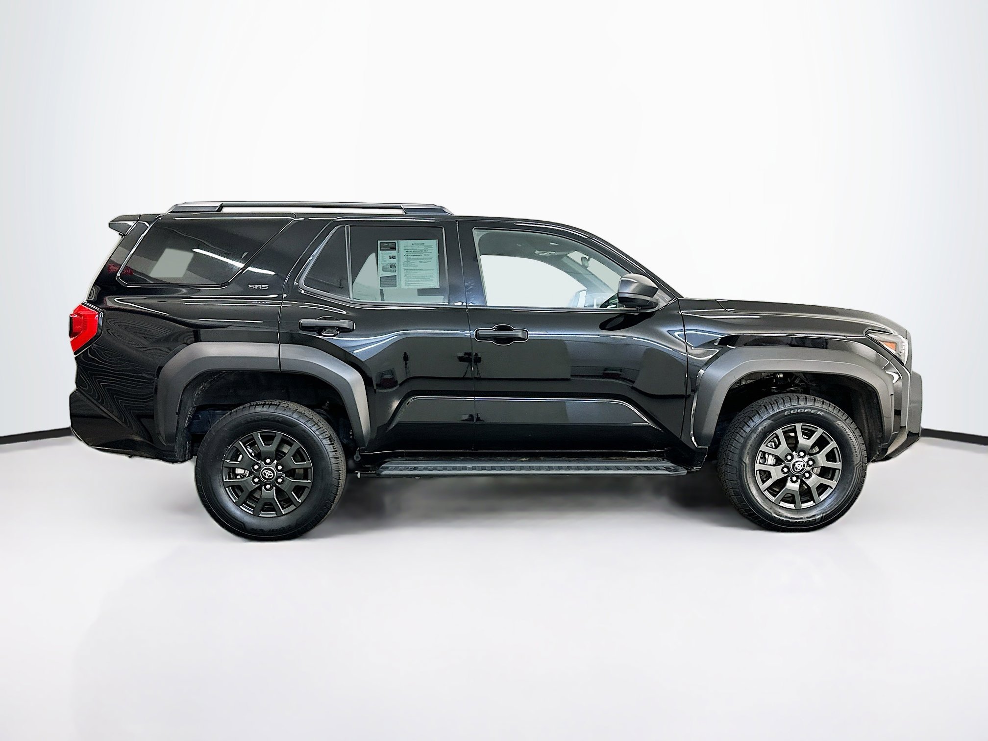 Used 2025 Toyota 4Runner SR5 image 10