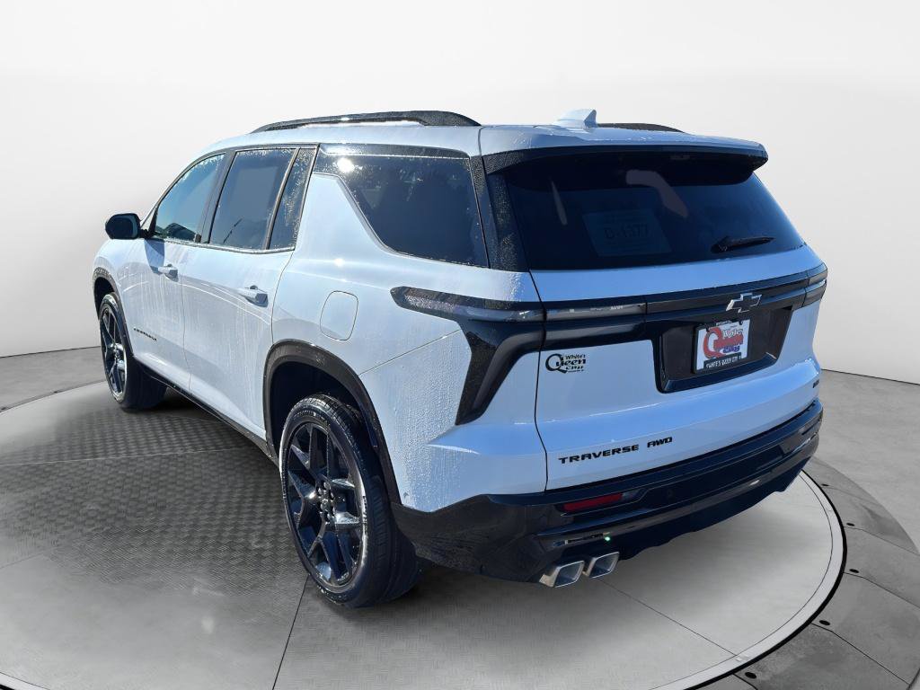 New 2026 Chevrolet Traverse RS w/ LPO, Floor Liner Package AWD/4WD image 3
