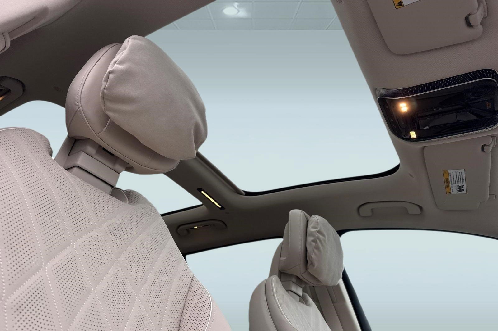 New 2026 Mercedes-Benz EQS 550 4MATIC SUV image 13