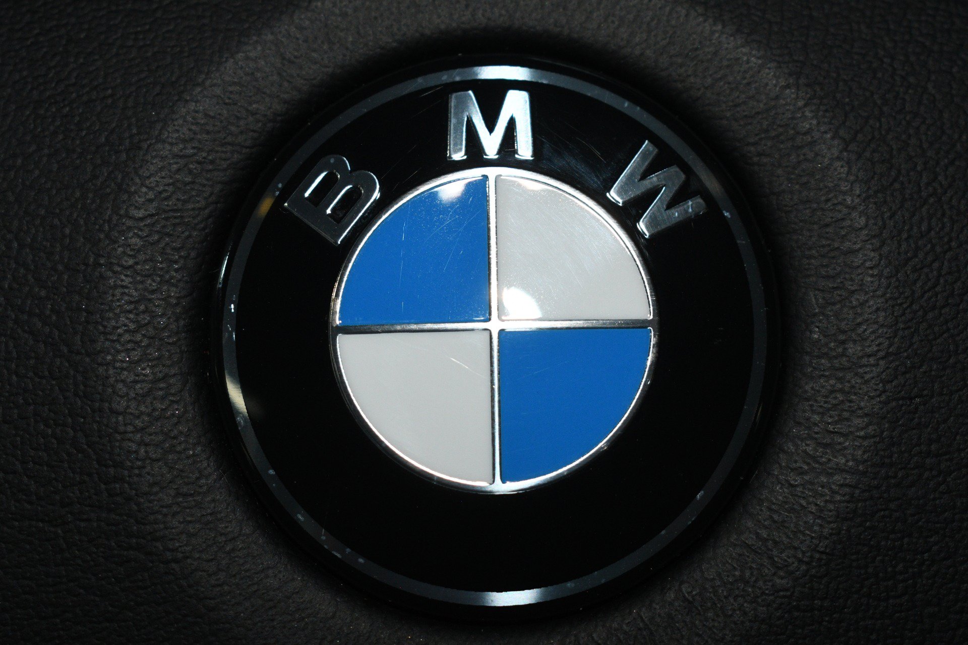 Used 2020 BMW 530i w/ Premium Package RWD image 29
