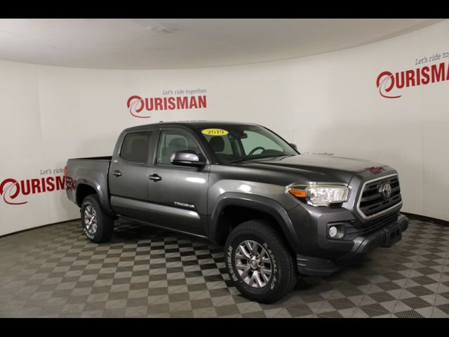 Used 2019 Toyota Tacoma SR5 AWD/4WD image 10