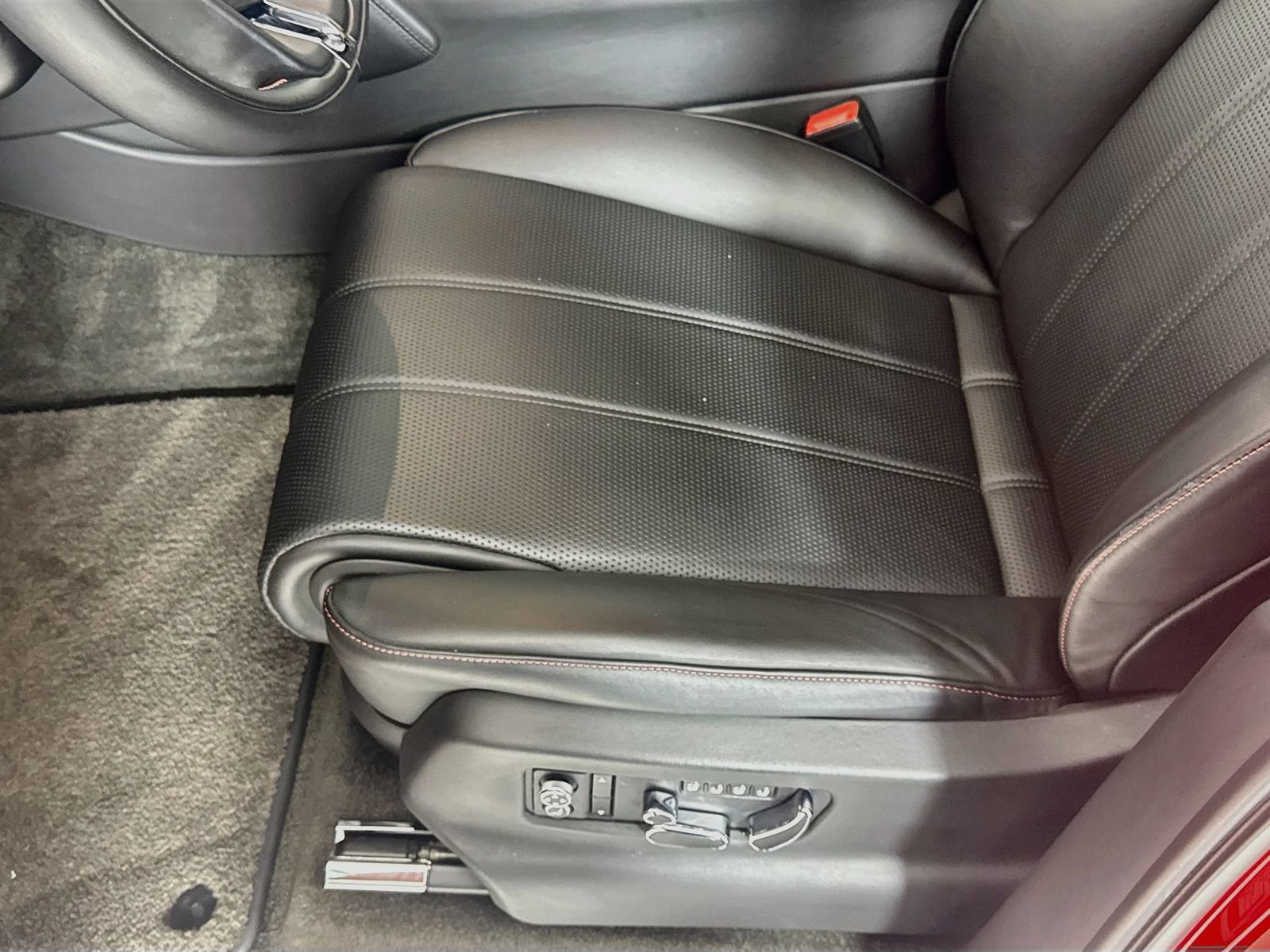 Certified 2019 Bentley Bentayga AWD/4WD image 19
