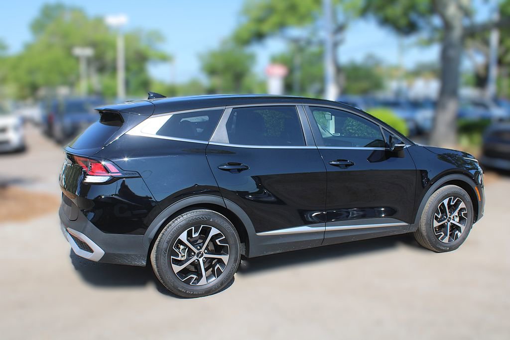 Used 2024 Kia Sportage EX image 6