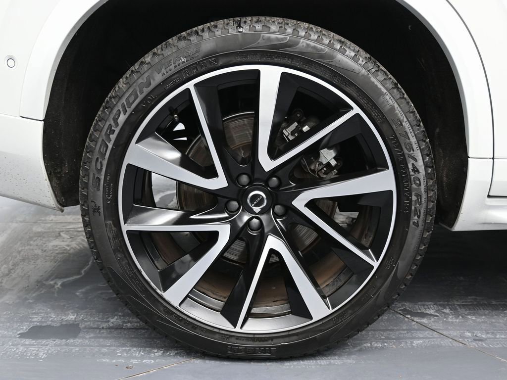 Used 2024 Volvo XC90 B5 Plus image 14