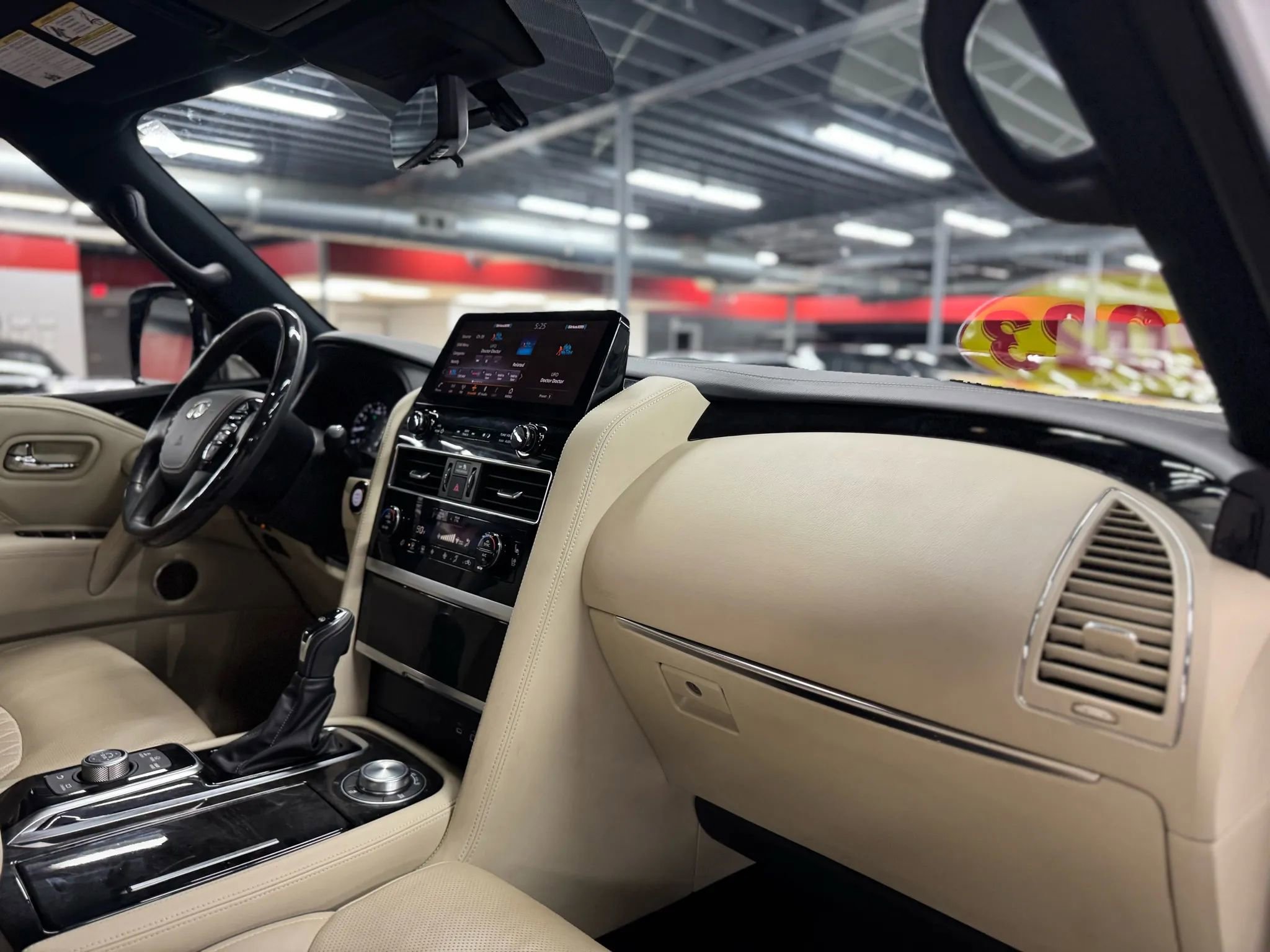 Used 2023 INFINITI QX80 Sensory w/ Cargo Package image 25