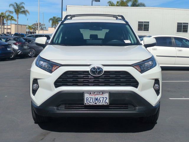 Used 2021 Toyota RAV4 XLE Premium image 2