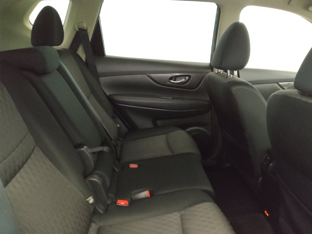 Used 2019 Nissan Rogue SV w/ Premium Package AWD/4WD image 19
