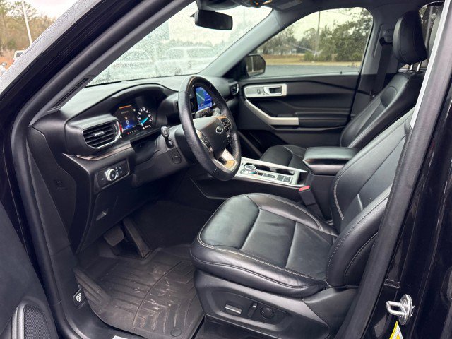 Used 2021 Ford Explorer Limited w/ Equipment Group 301A image 20