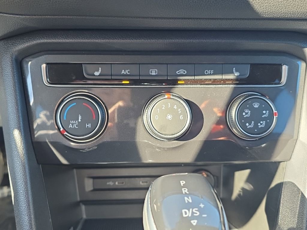 Certified 2022 Volkswagen Tiguan S image 20