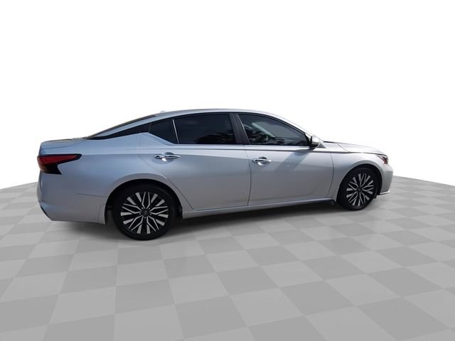 Used 2023 Nissan Altima 2.5 SV FWD image 9