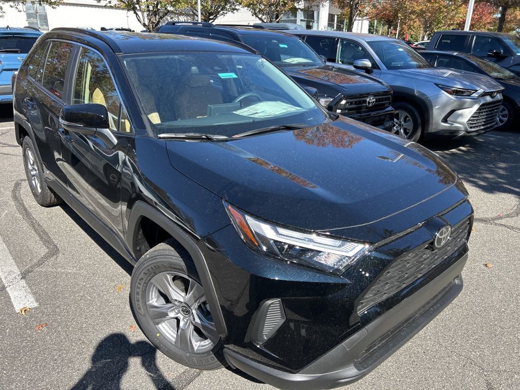 New 2025 Toyota RAV4 LE