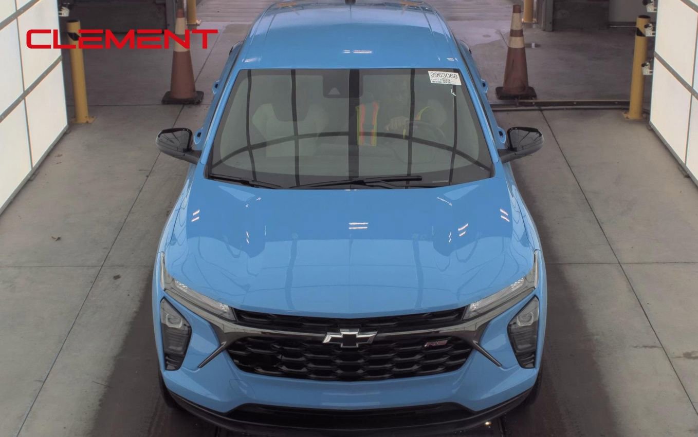 Used 2024 Chevrolet Trax RS image 22