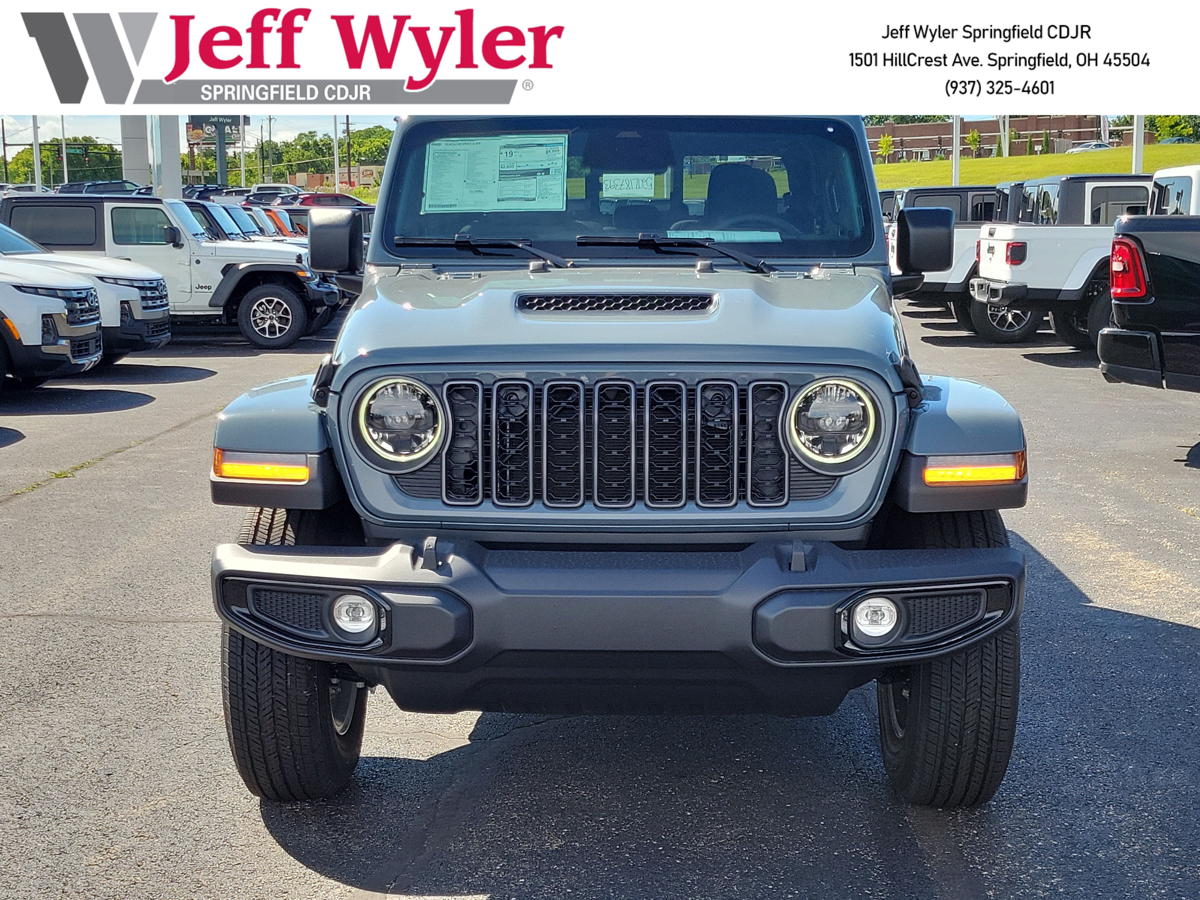 New 2026 Jeep Gladiator Sport AWD/4WD image 2