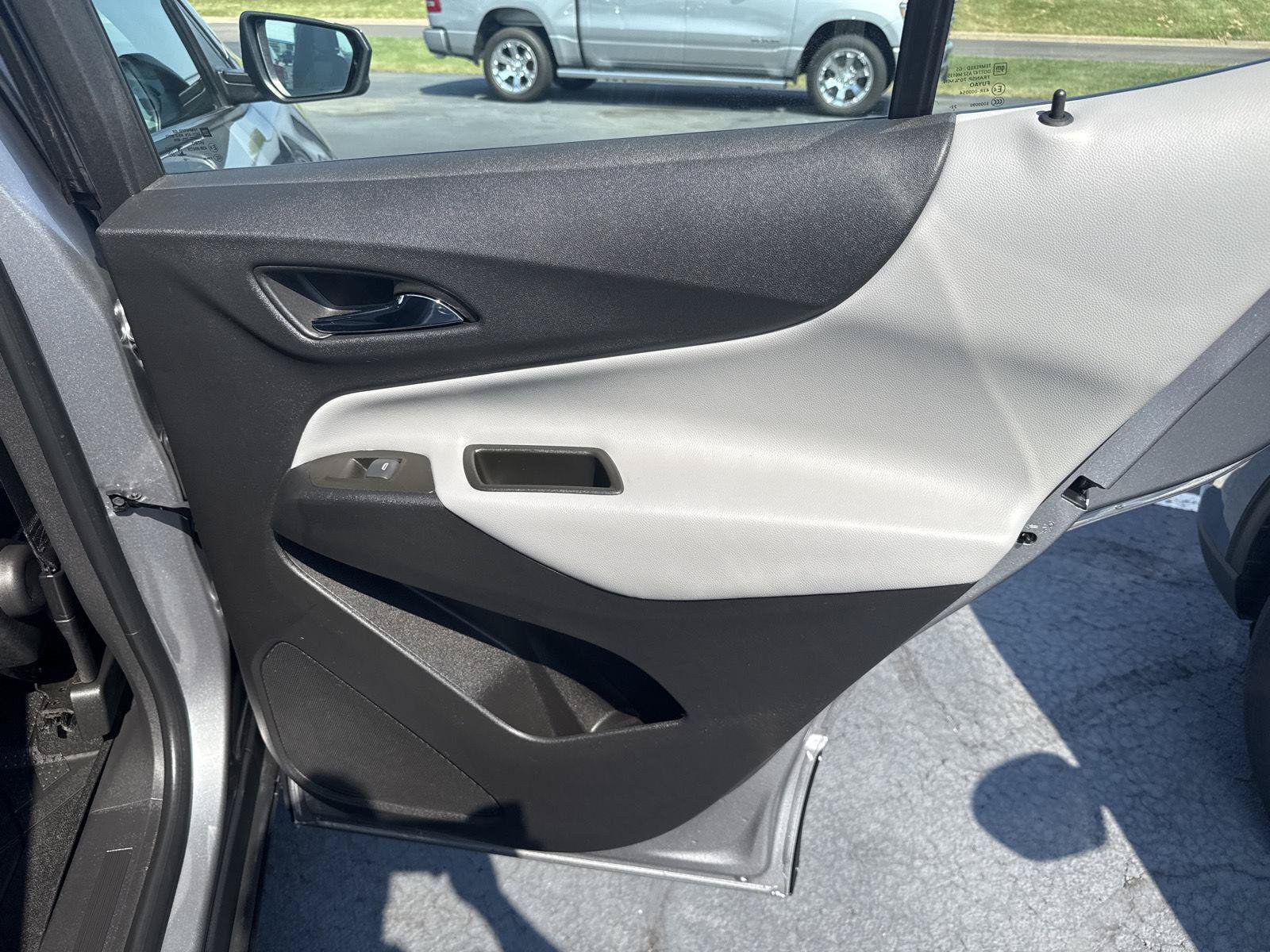 Certified 2024 Chevrolet Equinox LS w/ Sport Edition FWD image 15