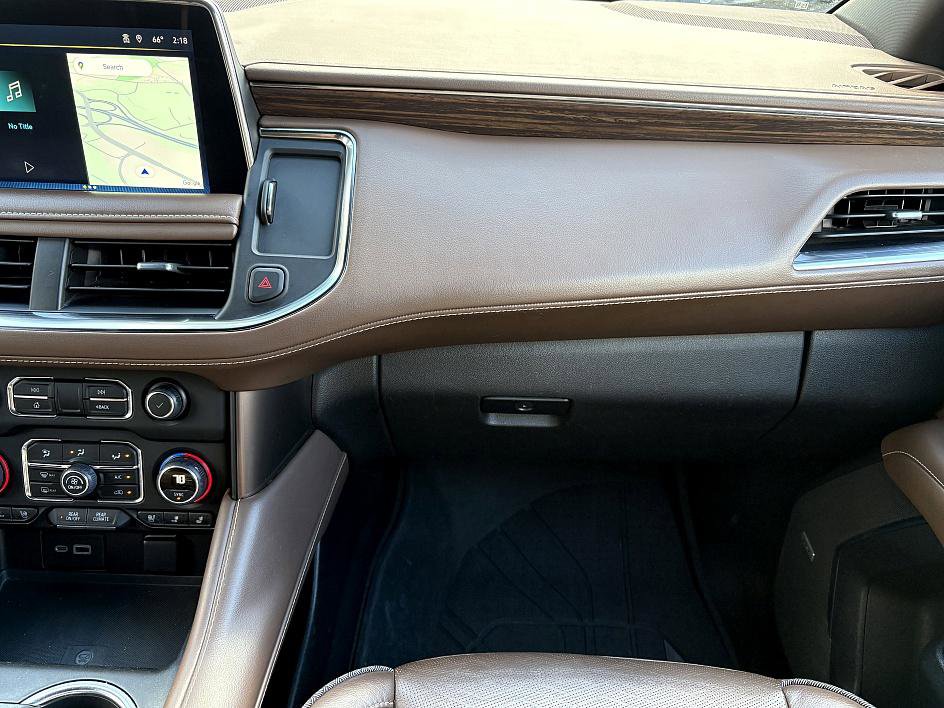 Used 2022 Chevrolet Suburban High Country image 15