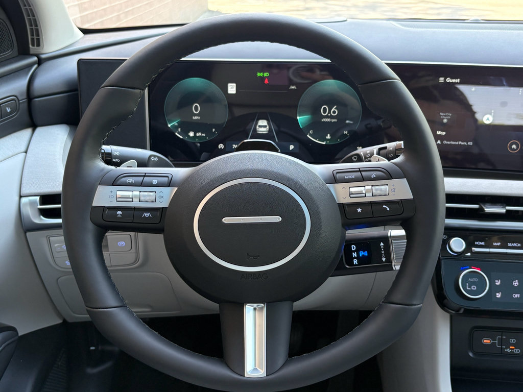 New 2026 Hyundai Tucson Limited FWD image 34