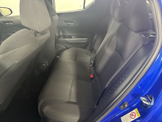Used 2018 Toyota C-HR XLE FWD image 21