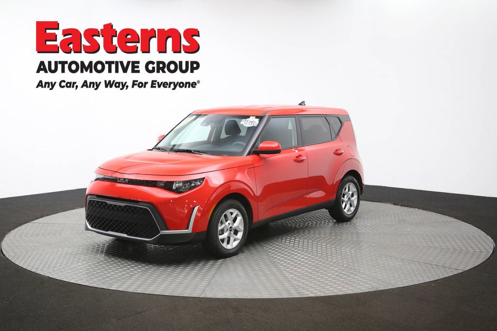Used 2025 Kia Soul LX w/ LX Technology Package image 55