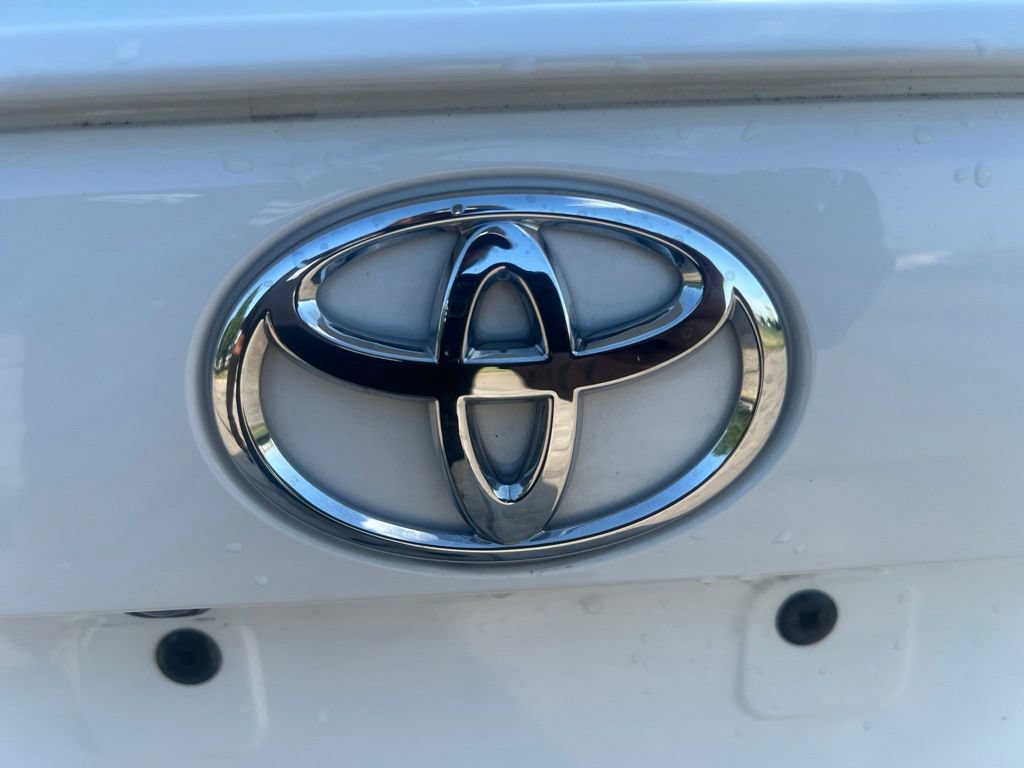Used 2023 Toyota RAV4 XLE AWD/4WD image 10