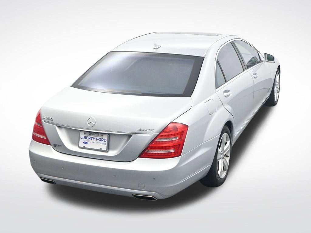 Used 2011 Mercedes-Benz S 550 4MATIC image 28