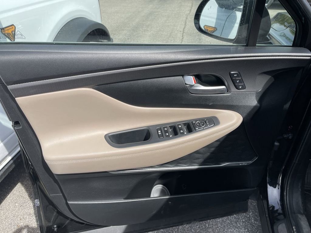Used 2019 Hyundai Santa Fe SEL w/ Cargo Package FWD image 4