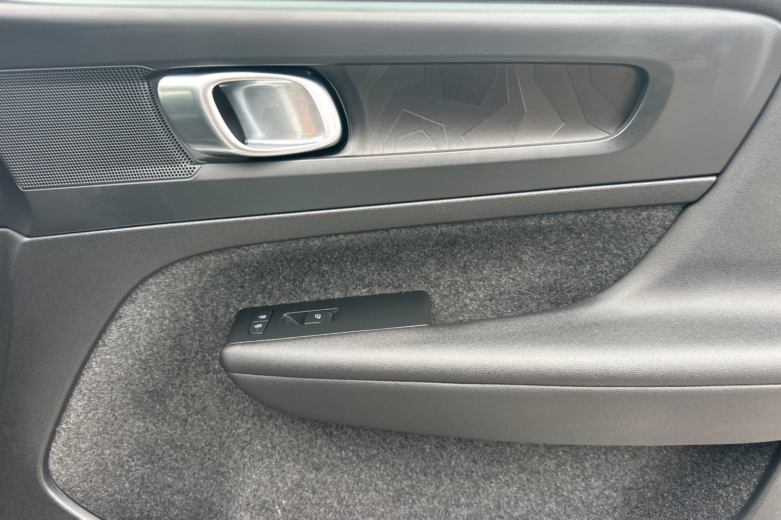 Certified 2023 Volvo C40 P8 Recharge Plus AWD/4WD image 20