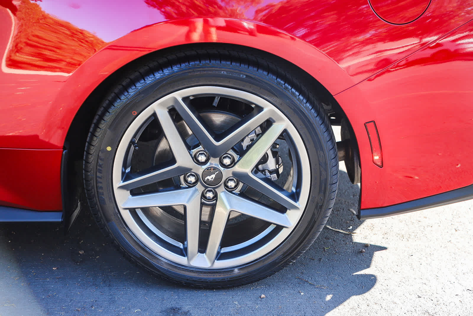 Used 2024 Ford Mustang Coupe RWD image 13