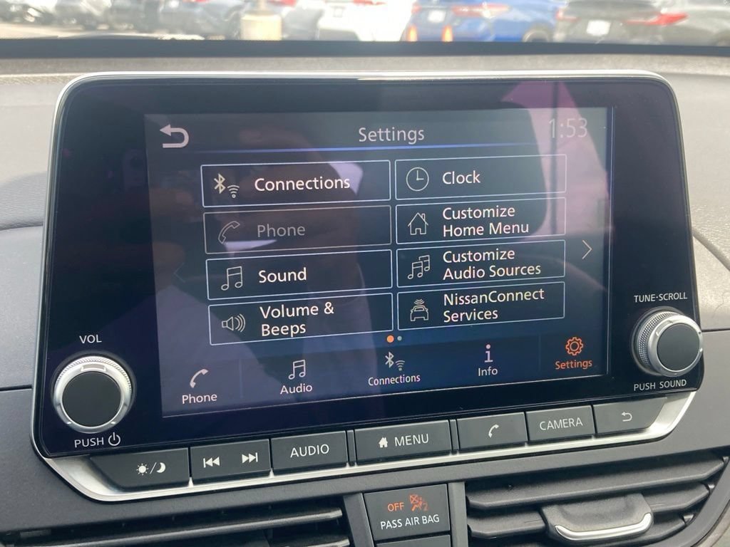 Used 2025 Nissan Altima 2.5 SV FWD image 20