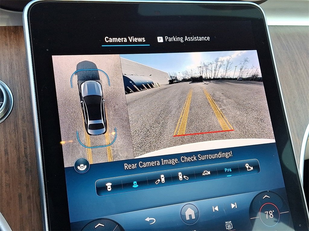 Used 2023 Mercedes-Benz C 300 4MATIC Sedan image 4