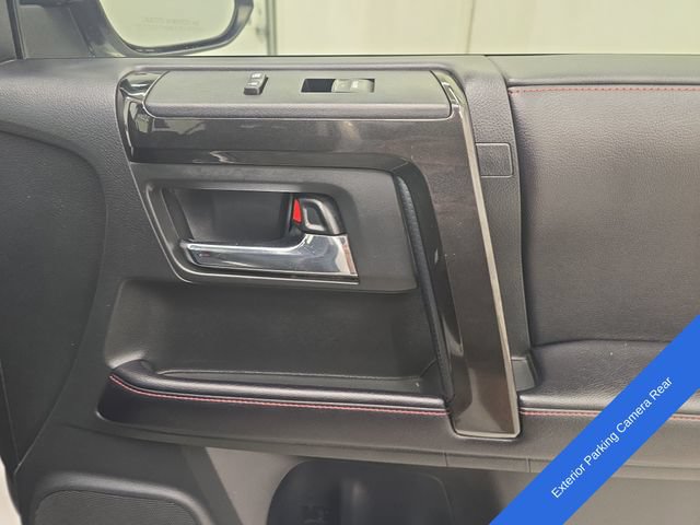 Used 2017 Toyota 4Runner TRD Off-Road Premium AWD/4WD image 11