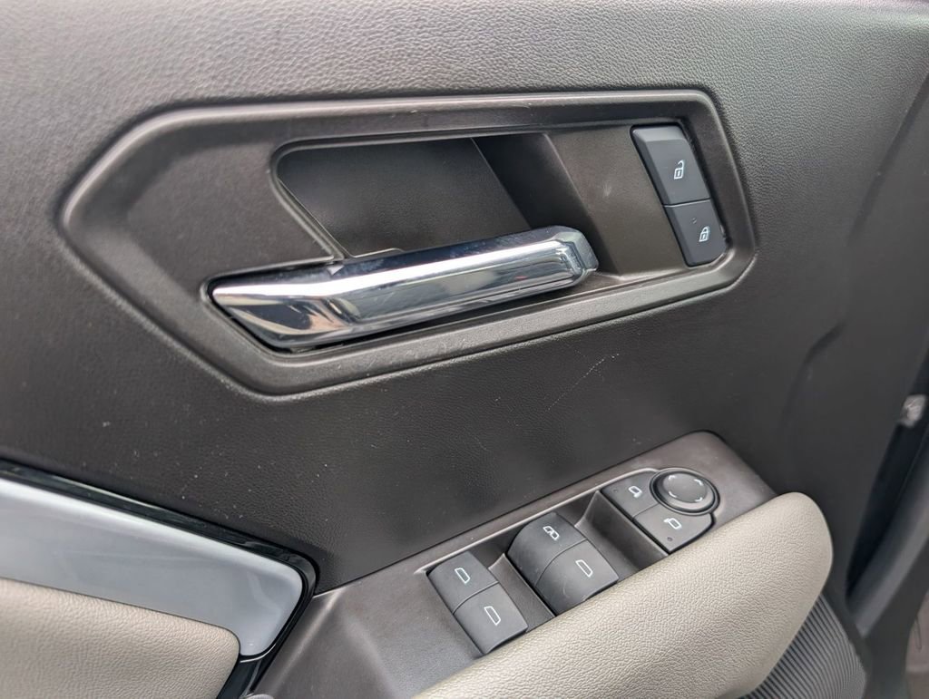 Used 2024 Chevrolet Colorado ZR2 w/ Technology Package image 22