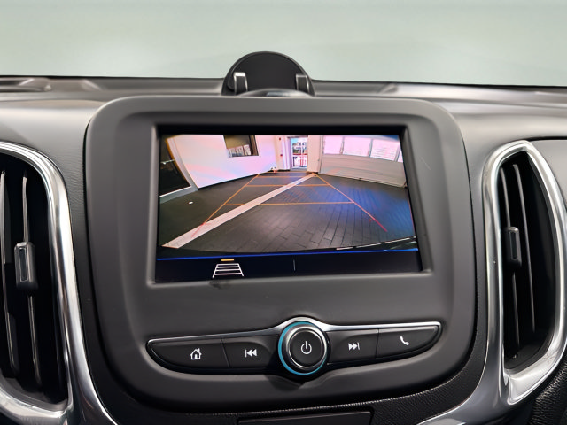 Used 2020 Chevrolet Equinox LT FWD image 18