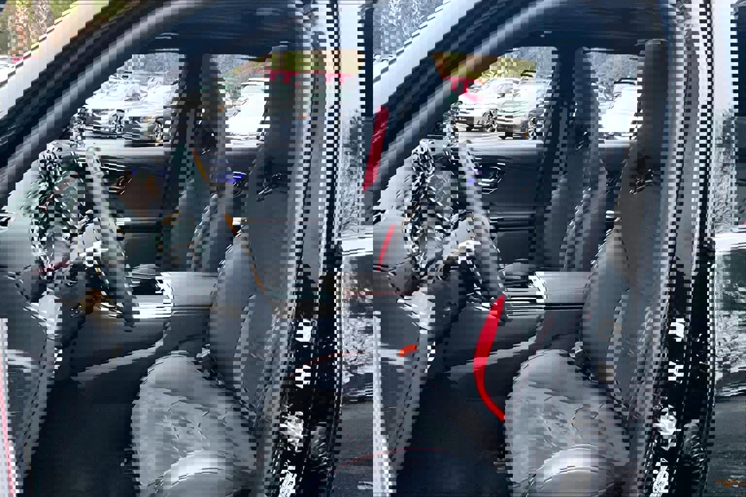 Used 2024 Mercedes-Benz GLC 43 AMG 4MATIC image 7