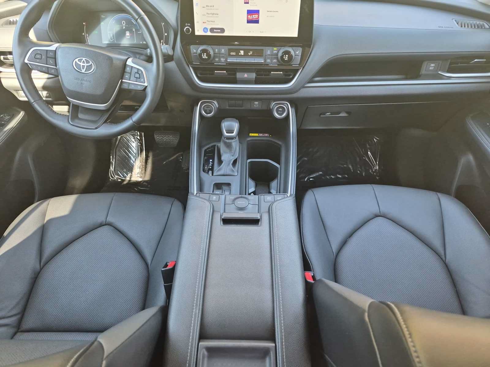 Used 2024 Toyota Grand Highlander AWD Hybrid image 15