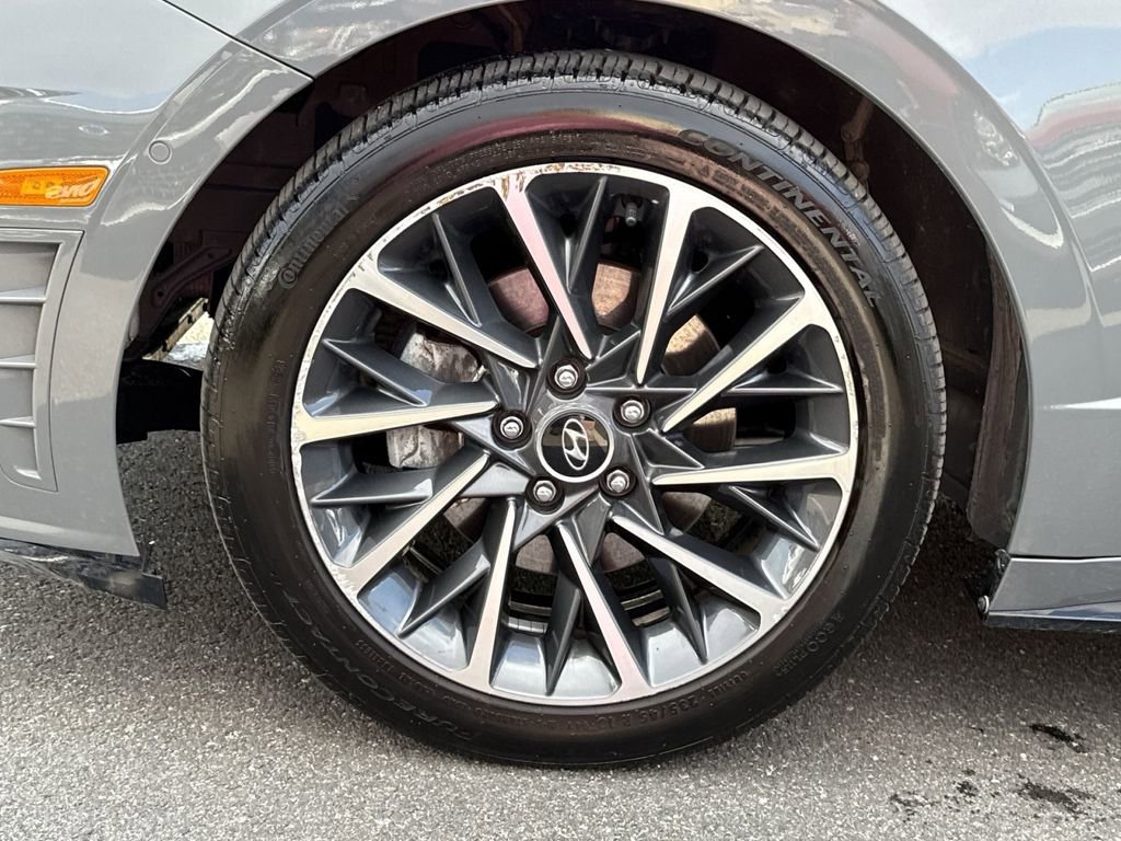 Used 2020 Hyundai Sonata Limited image 12