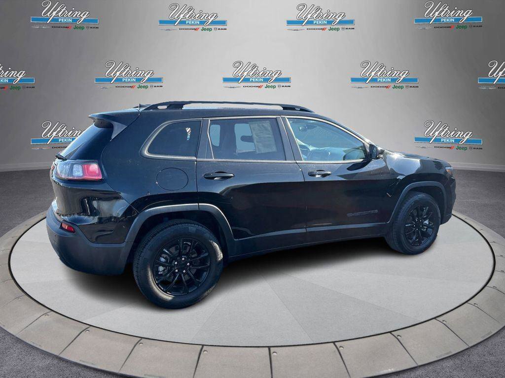 Used 2023 Jeep Cherokee Altitude Lux AWD/4WD image 3